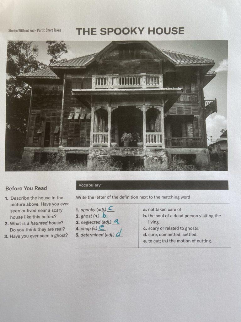 a descriptive story about a haunted house